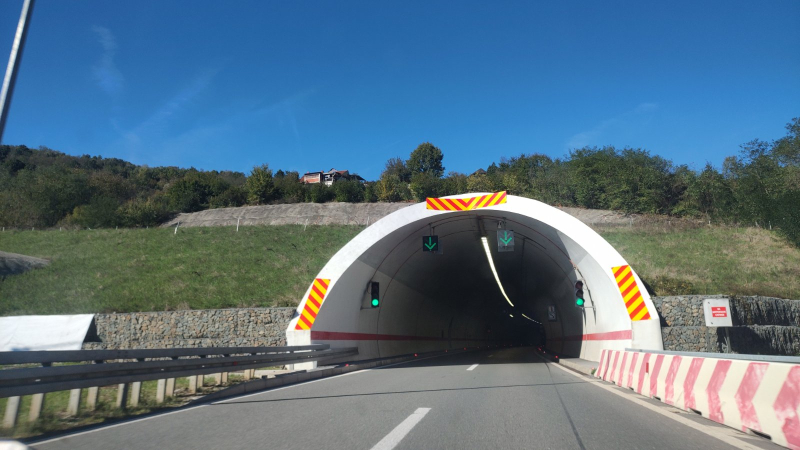 Izmena režima saobraćaja na državnom putu I A reda broj 1, petlja Grdelica - petlja Predejane, tunel Predejane