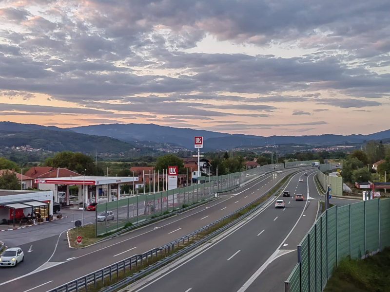 Izmenjen režim saobraćaja na autoputu: Smanjena prohodnost na delu puta od Vladičinog Hana do Grdelice