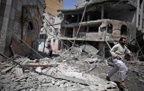 Izrael bombardira Pojas Gaze zbog palestinskih zapaljivih zmajeva