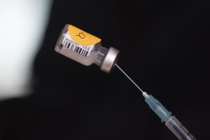 Izrael će prvi u svetu ponuditi buster doze vakcina starijima od 60 godina