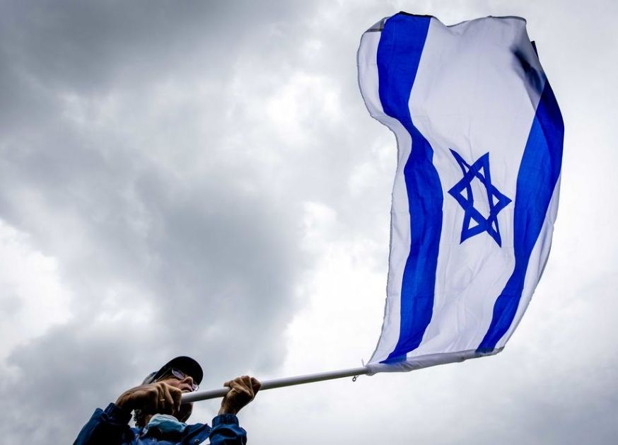 Izrael nakon deset dana vratio obavezne maske u zatvorenom