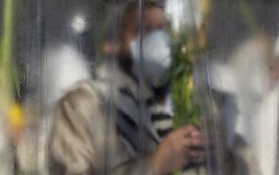 
					Izraelac optužen zbog svesnog širenja zaraze koronavirusom, a ministarka prekršila izolaciju 
					
									