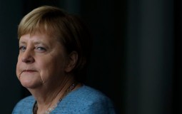 
					Izvori EU: Merkel oslabljena, ali ne i nemački stav prema Kosovu 
					
									