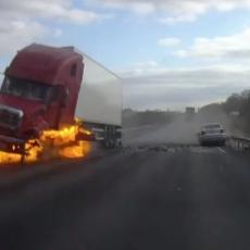 JEZIVA SAOBRAĆAJKA U RUSIJI: Kamion buknuo u plamenu, a evo šta se dogodilo vozaču (VIDEO)