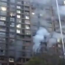 JEZIVO! PLAMEN PROGUTAO NEBODER! Izbio veliki požar: 15 stanara IZGUBILO ŽIVOT (VIDEO)