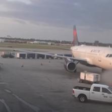 JEZIVO! Radnik aerodroma izvršio samoubistvo - usisao ga motor aviona (VIDEO)