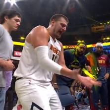 JOKIĆ POTPUNO IZGUBIO ŽIVCE ZBOG SAIGRAČA: Grmeo na tajm-autu i USPEO da pokrene tim (VIDEO)