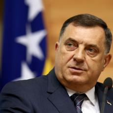 JOŠ ĆEŠ ME DUGO GLEDATI OVDE Dodik moćnim rečima razoružao Džaferovića - Republika Srpska ne podleže pritiscima!