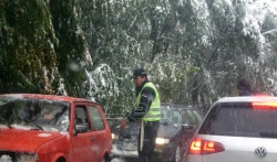 JP Putevi Srbije upozoravaju vozača na sneg širom Srbije