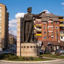 Jakna izazvala haos u sudnici: Suđenje Srbima sa Kosova za navodni terorizam dobilo neočekivan obrt