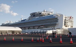 
					Japan: 23 putnika s broda za krstarenje nisu testirana pre iskrcavanja 
					
									