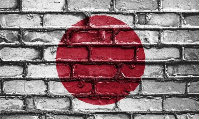 Japan: Šinzo Abe vodi na izborima, tajfun  Lan nije dovoljno jaka pretnja