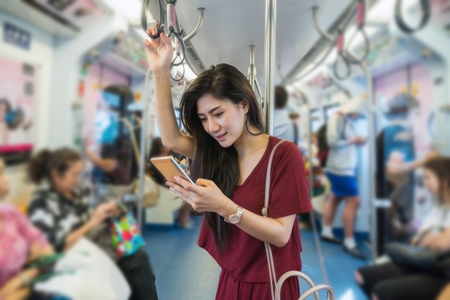 Japanke u metrou masovno koriste aplikaciju koju je razvila vlada