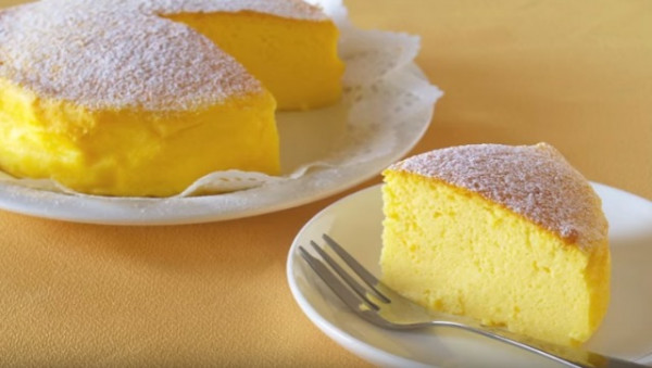 Japanska torta od 3 sastojka koja će vas osvojiti na prvi zalogaj