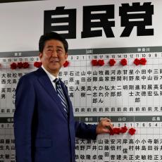 Japanski premijer OSOKOLJEN POBEDOM na izborima rešio da ide ČVRŠĆE sa Severnom Korejom