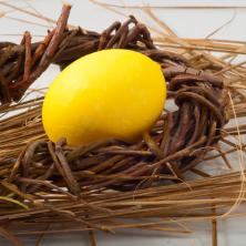 Jarko ŽUTU JE NAJTEŽE DOBITI - Recept za savršeno obojeno jaje uz pomoć ove namirnice