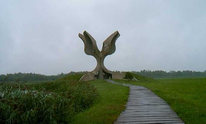 Jasenovac je bio gori od Aušvica, a ako Stepinac postane svetac, to je zločin