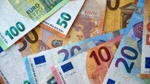 Javni dug Srbije na kraju marta 44,3 odsto BDP-a