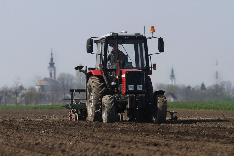 Javni poziv za nabavku traktora preko IPARD programa