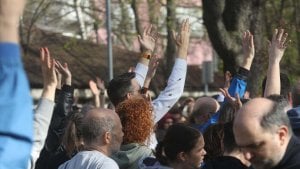 Jedan od uhapšenih u opštini Voždovac najavljuje prekršajne prijave