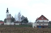 Selo u zapadnoj Srbiji već 50 godina hrani tuđu decu / VIDEO