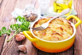 Jednostavan i ukusan ručak: Dva jela od krompira koje svako može da spremi
