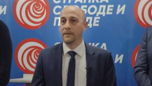 Jekić (SSP): Brnabić bila na čelu vlade koja je pokrala izbore, nije se sad promenila