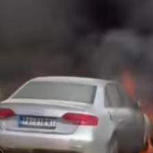 Jeziv požar kod Zrenjanina: Automobili planuli jedan za drugim, nastala opšta panika (VIDEO)
