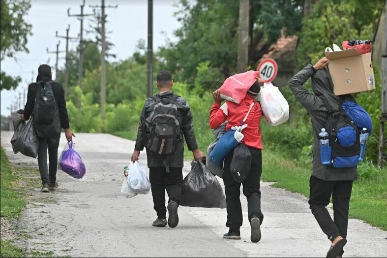 Johanson: Prepolovljen broj migranata na Balkanskoj ruti