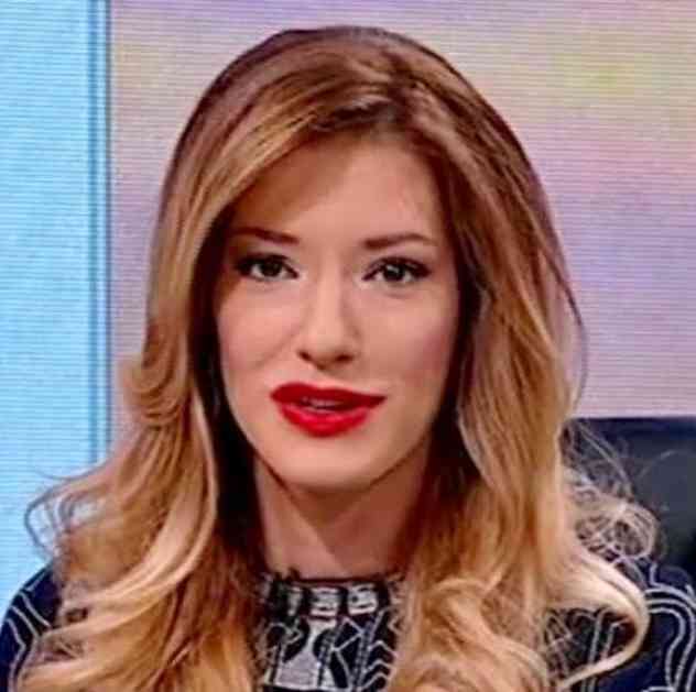 Jovana Joksimović Ponovo U Jutarnjem Evo Kako Izgleda 