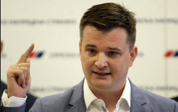
					Jovanov: Skup deo kampanje Vučića, SNS ne trpa svog lidera u sedmi red 
					
									