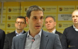 
					Jovanović (DSS): Ne očekujem ništa dobro od nove vlade 
					
									