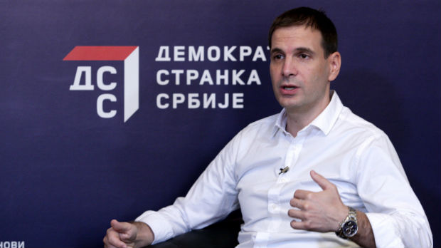 Jovanović: Ne razumem zašto uvlačimo strance u naše poslove