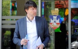 
					Jovanović (SzS): Rok Vesiću za autobuse do ponedeljka, ugrožena bezbednost Beograđana 
					
									