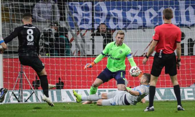 Jović dao još dva gola, vodeći je strelac Bundes lige (VIDEO)