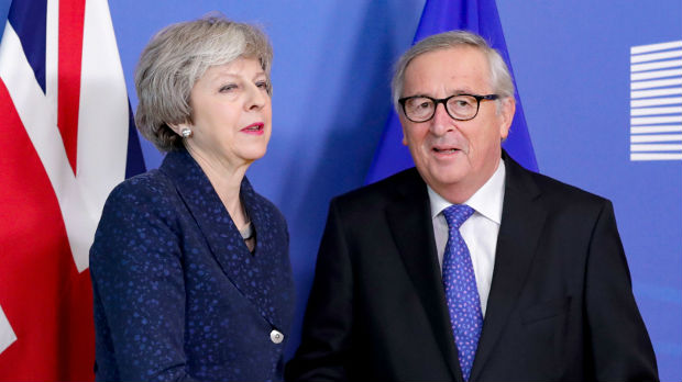 Junker britanskoj premijerki: Nećemo pregovarati ponovo