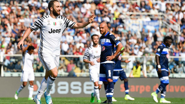 Juventus sve bliži titulu posle kiksa Rome