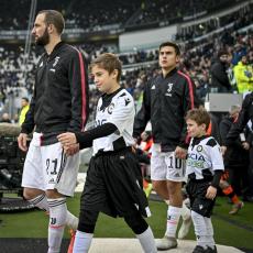 KAKAV PEH: Napadač Juventusa pod znakom pitanja za Ligu šampiona!