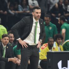 KAKAV PODVIG: Alimpijevićev Bešiktaš izbacio Efes i plasirao se u finale turske lige