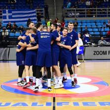 KAKO SE VAMA ČINI? Bogdanović predstavio novi dres Srbije, u ovoj garnituri će Orlovi igrati na Mundobasketu (FOTO)