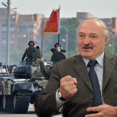 KAKVA LJUDINA: Lukašenko dobio POSEBAN POKLON od predsednika, za Putina nešto JOŠ SLAĐE (FOTO/VIDEO)