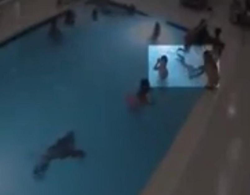 KAMERE SNIMILE UŽAS U HOTELU Dečak potonuo na dno bazena, a odrasli bili u blizini! Spazili ga tek posle nekoliko minuta