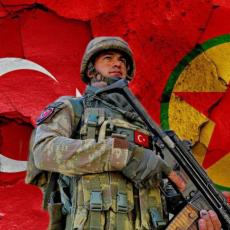 KANDŽA-MUNJA GRMI NA SEVERU IRAKA: Turci žestoko udarili na PKK, Jastrebovi Zagrosa uzvratili (VIDEO)