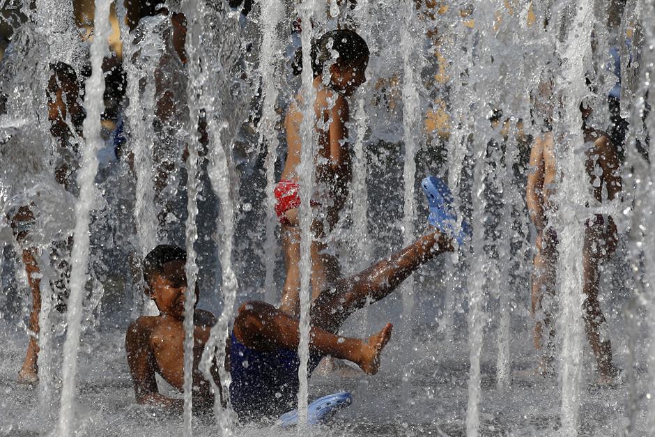 KAO U PAKLU: Vrućina ubila devetoro u Španiji FOTO
