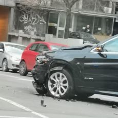 KARAMBOL KOD TERAZIJSKOG TUNELA: Sudarila se dva automobila, KOLAPS u centru grada (FOTO)