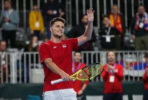 KECMANOVIĆ KAO URAGAN: Srpski teniser ‘oduvao’ još jednog rivala!