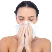 KIJANJE, SVRAB NOSA, PECKANJE OČIJU... Ako primetite ove simptome, najverovatnije ste alergični na OVO!