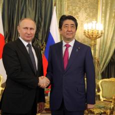 KONAČNO MIROVNI SPORAZUM RUSIJE I JAPANA!? Putin i Abe se danas sastaju! 