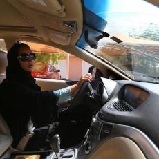 KONAČNO: Saudijska Arabija izdala prve vozačke dozvole za žene
