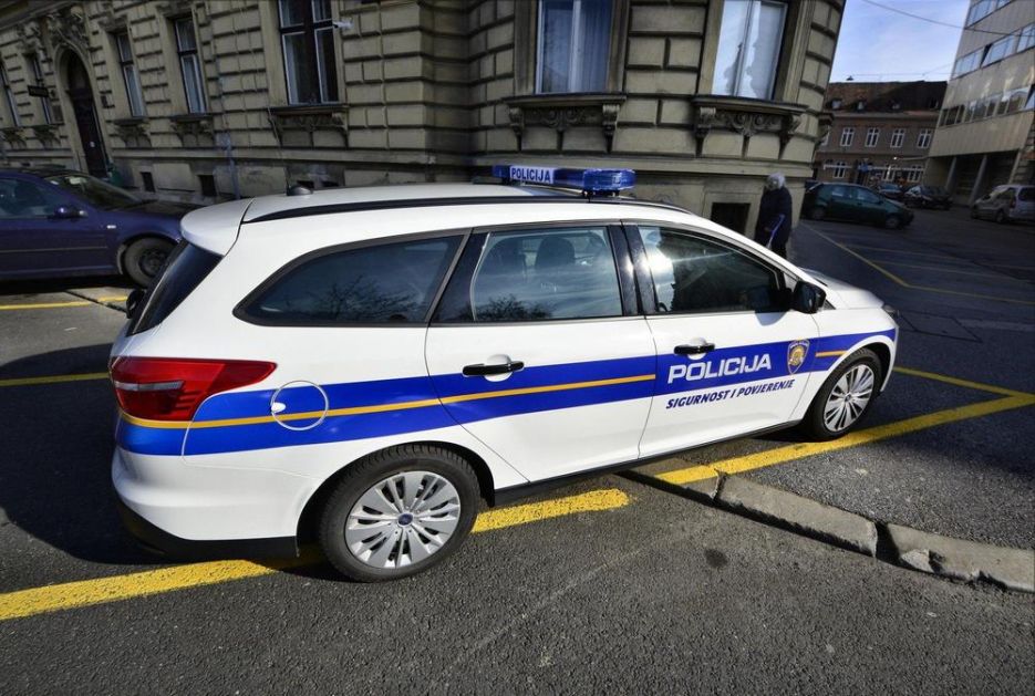 KOPILE SRPSKO, OVDE SI DOŠAO: Zbog  parkinga hrvatski bračni par brutalno pretukao srpskog penzionera, žena urlala MAJKU VAM J....SRPSKU! Napadač im objašnjenje - krivi su ONI!